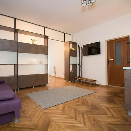 Apartamento Poarta Schei *