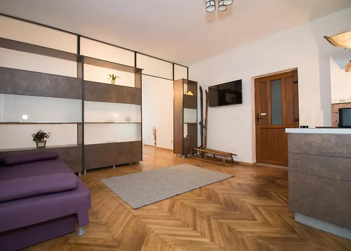 Apartamento Poarta Schei *